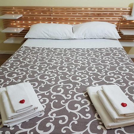 Rega Holiday House Napoli Exterior foto
